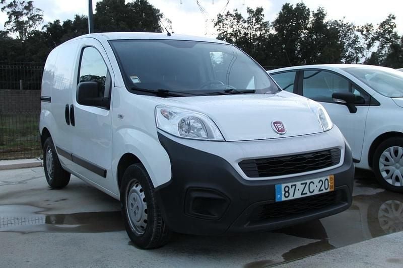 Usado Fiat Fiorino 80 HP (58 kW) 2019 Branco Monovolume