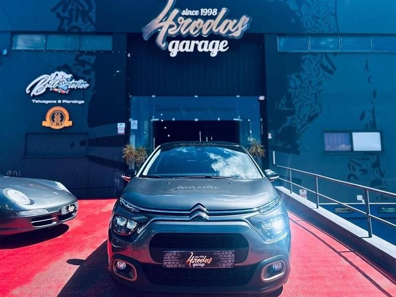 Cinza Usado 2022 Citroën C3 PureTech | € 14.900 - Imagem 1/4
