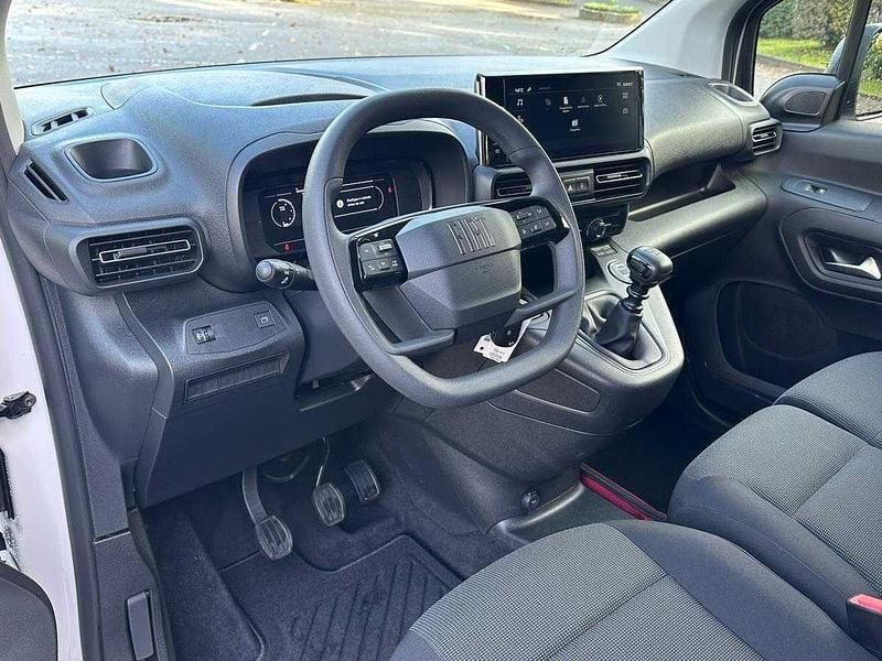 Novo Fiat Doblò 100 HP (73 kW) 2025 Branco Monovolume