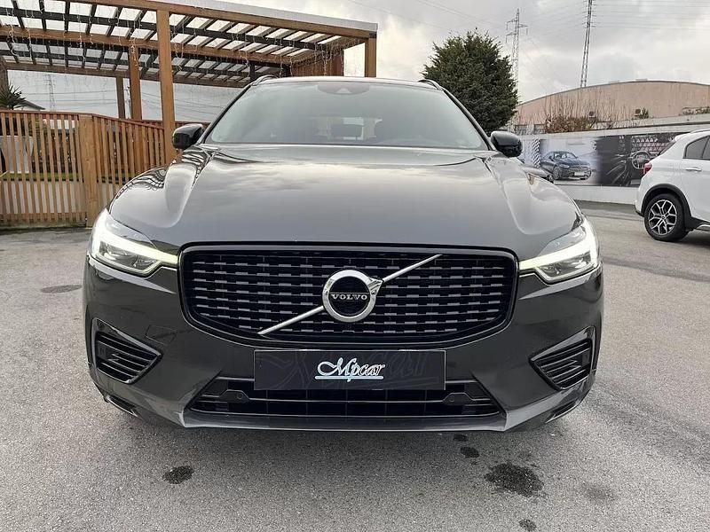 Usado Volvo XC60 Inscription 341 HP (250 kW) 2020 Cinzento SUV