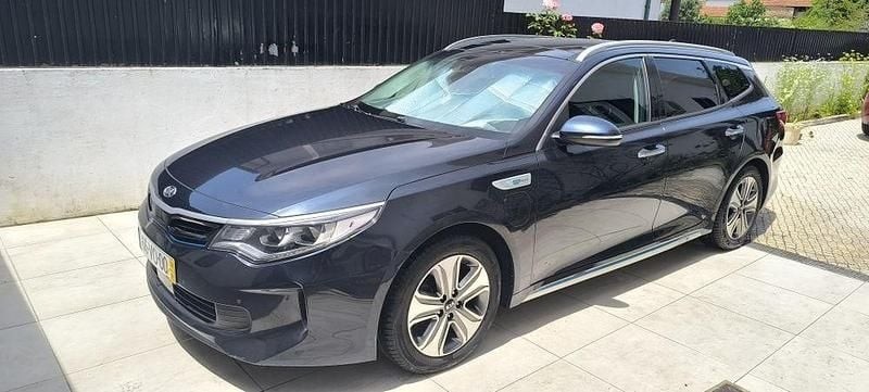 Usado 2018 Kia Optima Hybrid Sedan | € 17.000 - Imagem 1/4