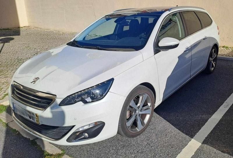 Branco Usado 2014 Peugeot 308 Allure Carrinha | € 9.450 (Bom preço) - Imagem 1/4