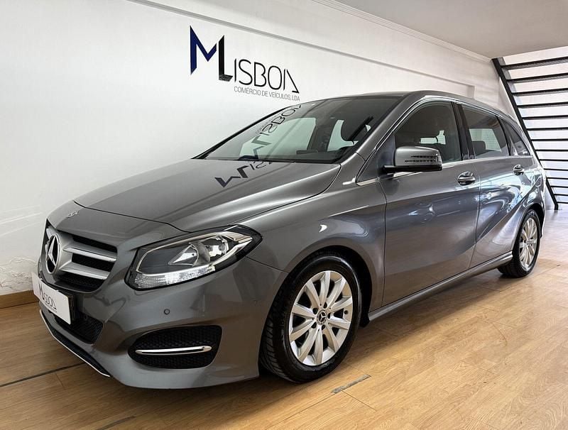Cinza Usado 2019 Mercedes 200 Style Carrinha | € 20.950 - Imagem 1/4