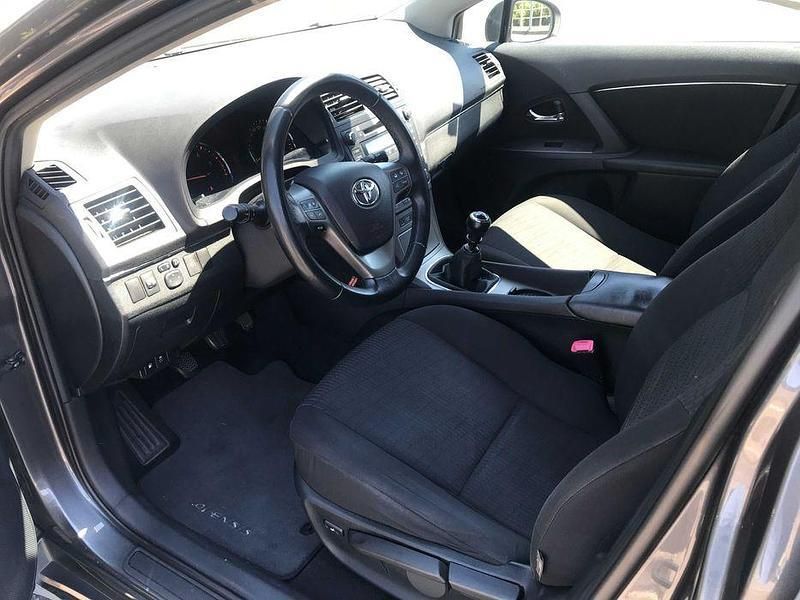 Usado Toyota Avensis 126 HP (92 kW) 2009 Carrinha