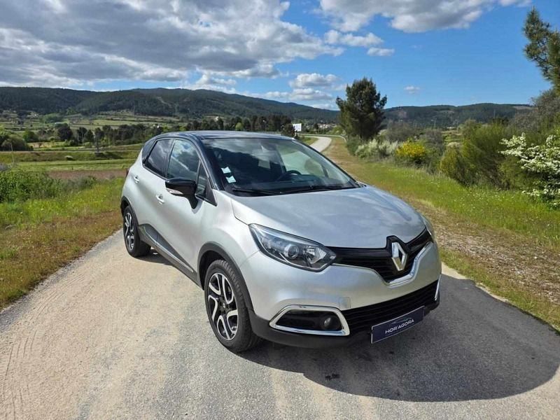 Cinzento Usado 2015 Renault Captur SUV | € 12.990 (Preço elevado) - Imagem 1/4