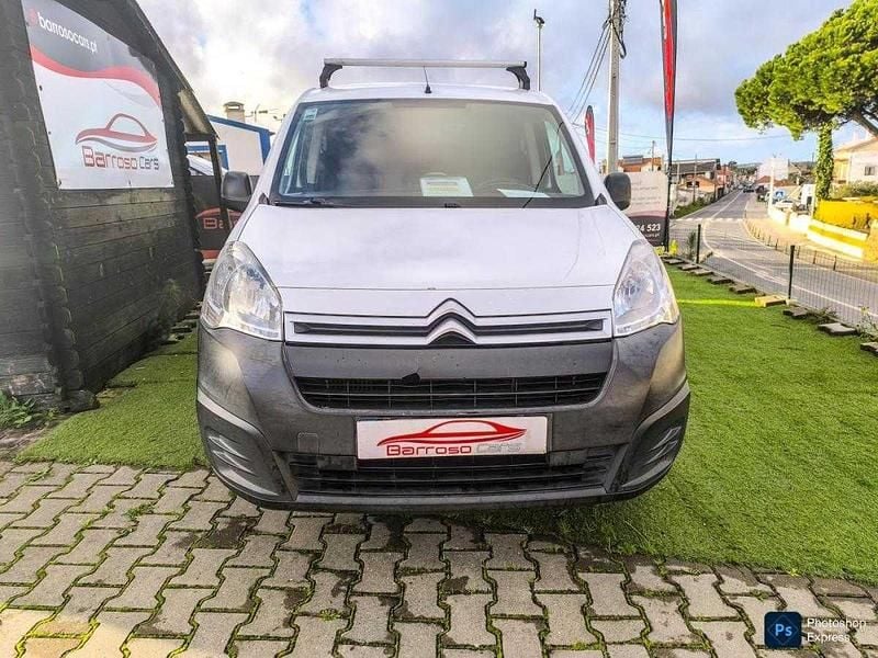 Branco Usado 2016 Citroën Berlingo Monovolume | € 9.400 (Preço justo) - Imagem 1/4
