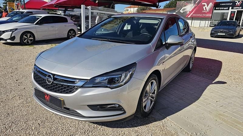 Cinza Usado 2018 Opel Astra Edition | € 11.450 (Bom preço) - Imagem 1/4