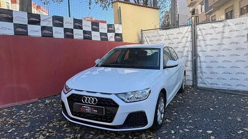 Branco Usado 2022 Audi A1 Sportback Advanced Citadino | € 17.400 (Bom preço) - Imagem 1/4