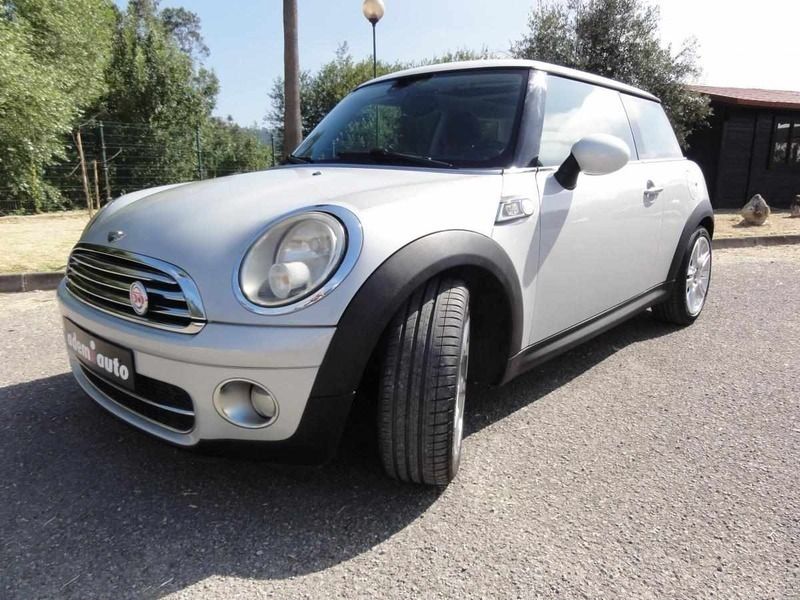 Cinzento Usado 2010 Mini Cooper D Citadino | € 11.950 (Caro) - Imagem 1/4