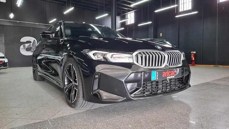 Preto Usado 2022 BMW 320 Carrinha | € 39.990 (Preço justo) - Imagem 1/4