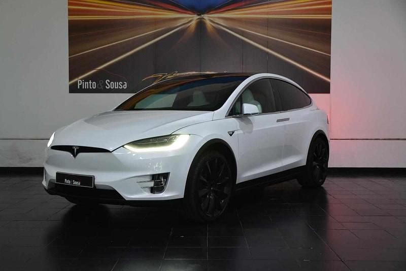 Usado Tesla Model X Long Range AWD 420 kW (572 HP) 2020 Branco SUV