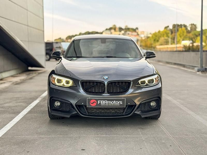 Cinza Usado 2014 BMW 218 Coupé | € 17.990 - Imagem 1/4