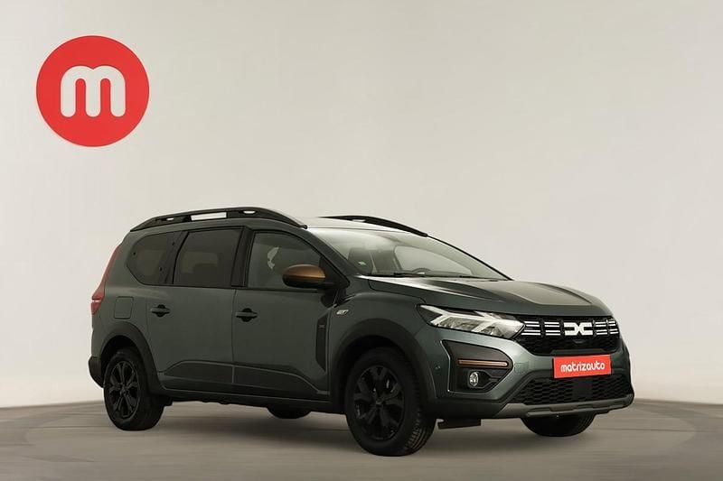 Verde Usado 2024 Dacia Jogger Extreme Monovolume | € 21.499 (Preço justo) - Imagem 1/4