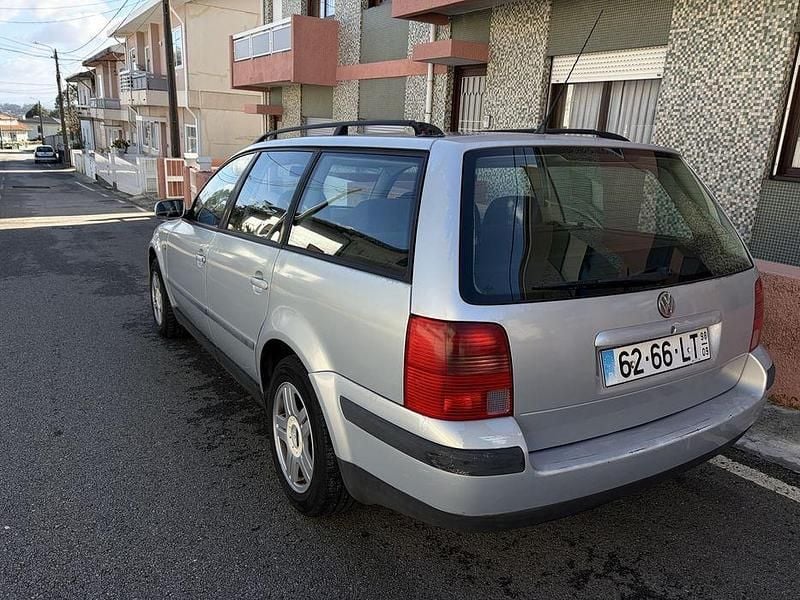 Usado VW Passat 110 HP (80 kW) 1998