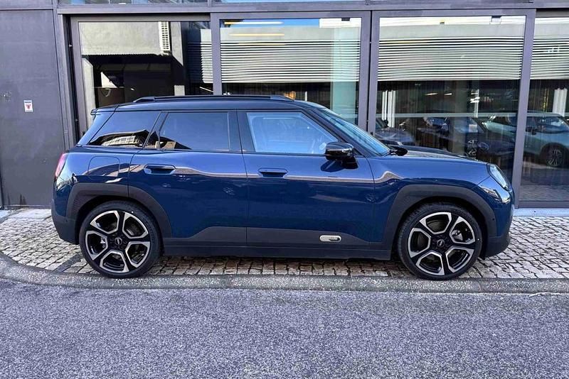 Usado Mini Aceman Favoured 160 kW (218 HP) 2024 Vermelho SUV