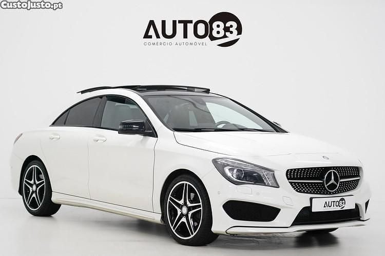 Branco Usado 2015 Mercedes CLA180 AMG line Sedan | € 19.990 (Preço justo) - Imagem 1/1