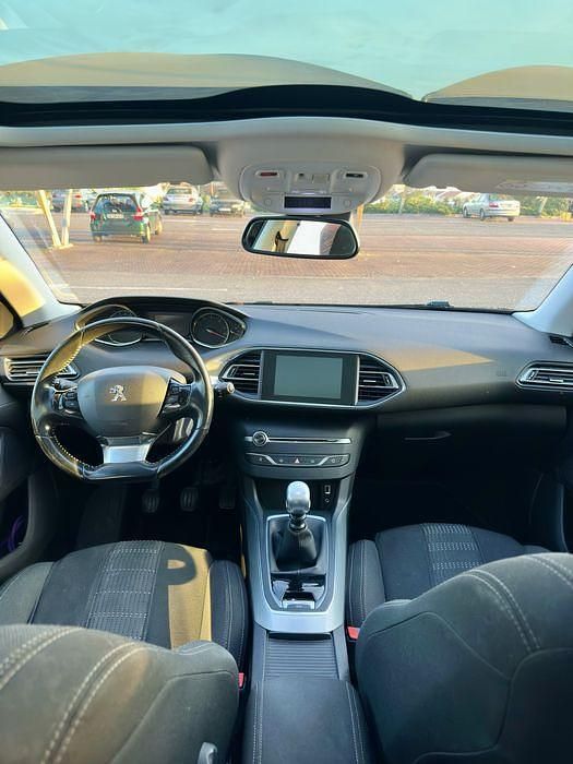 Usado Peugeot 308 120 HP (88 kW) 2017 Sedan