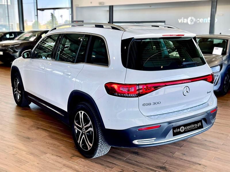 Usado Mercedes EQB300 Progressive 167 kW (228 HP) 2024 Branco SUV