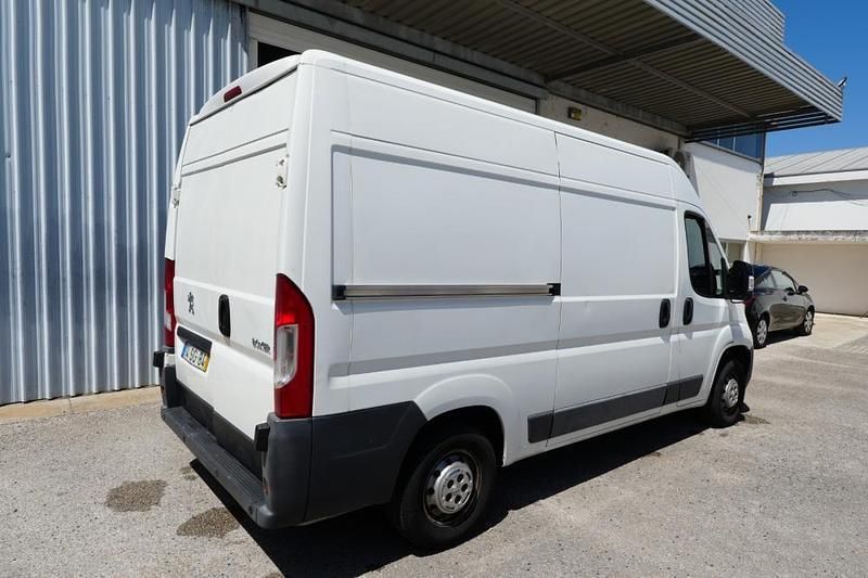 Usado Peugeot Boxer 165 HP (121 kW) 2016 Branco Van