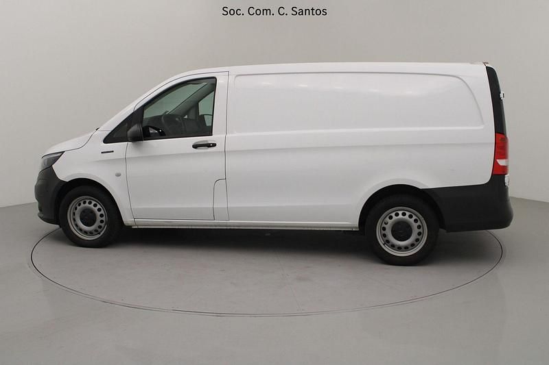Usado Mercedes e-Vito 83 kW (113 HP) 2022 Branco Monovolume