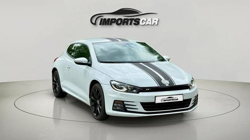 Branco Usado 2016 VW Scirocco R-line Coupé | € 19.999 - Imagem 1/4