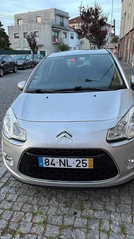 Usado Citroën C3 82 HP (60 kW) 2013 Cinzento Citadino