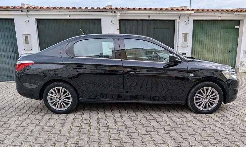 Usado Citroën C-Elysee I Exclusive 2015 Sedan