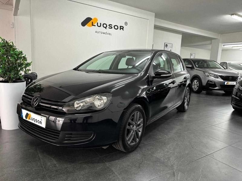 Preto Usado 2009 VW Golf VI Citadino | € 9.400 (Preço justo) - Imagem 1/4