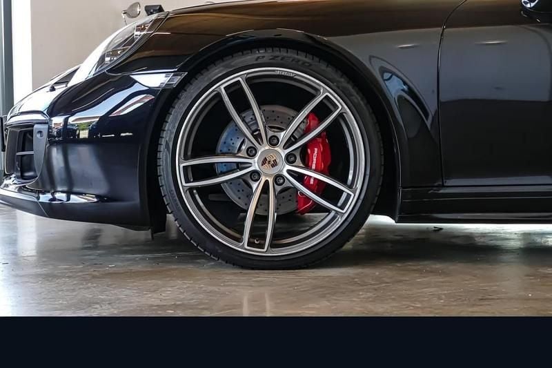 Usado Porsche 911 420 HP (308 kW) 2016 Preto