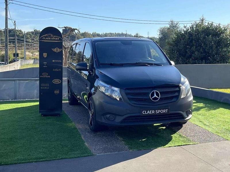 Preto Usado 2017 Mercedes Vito Monovolume | € 26.900 (Caro) - Imagem 1/4