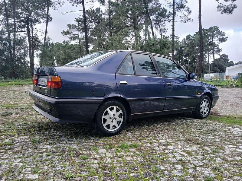 Usado Lancia Dedra 90 HP (66 kW) 1994 Sedan