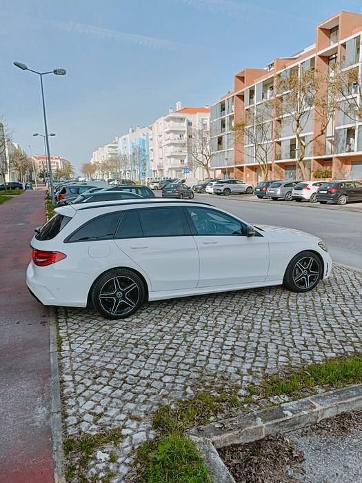 Usado Mercedes C200 AMG 160 HP (117 kW) 2020 Sedan
