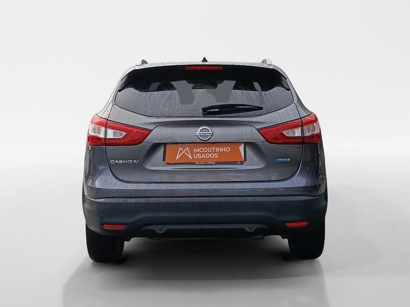Usado Nissan Qashqai Premium Edition 110 HP (80 kW) 2015 Cinza SUV
