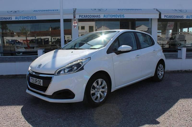 Branco Usado 2018 Peugeot 208 Citadino | € 13.480 (Preço elevado) - Imagem 1/4