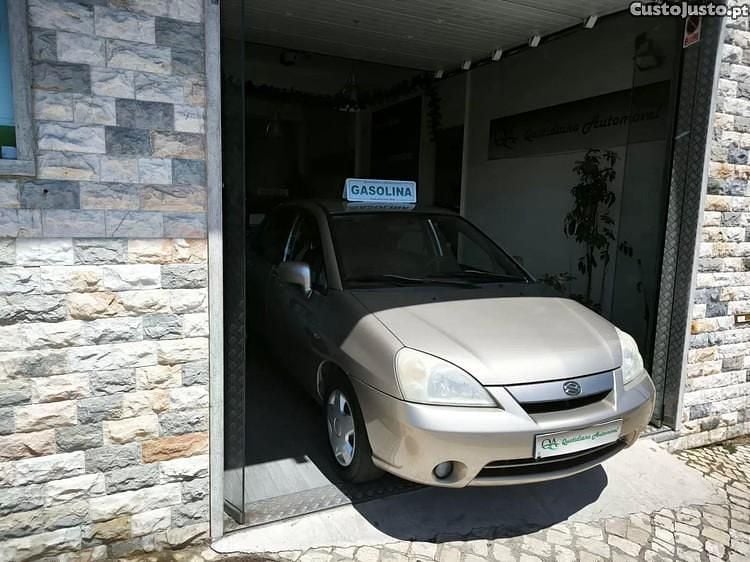 Castanho Usado 2003 Suzuki Liana GL | € 950 - Imagem 1/1