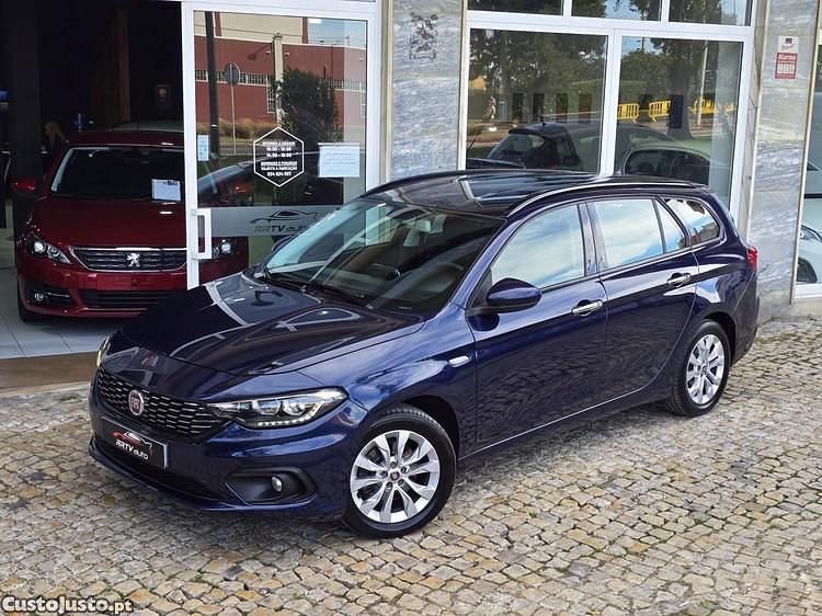 Azul Usado 2016 Fiat Tipo Lounge Carrinha | € 9.950 (Preço justo) - Imagem 1/1