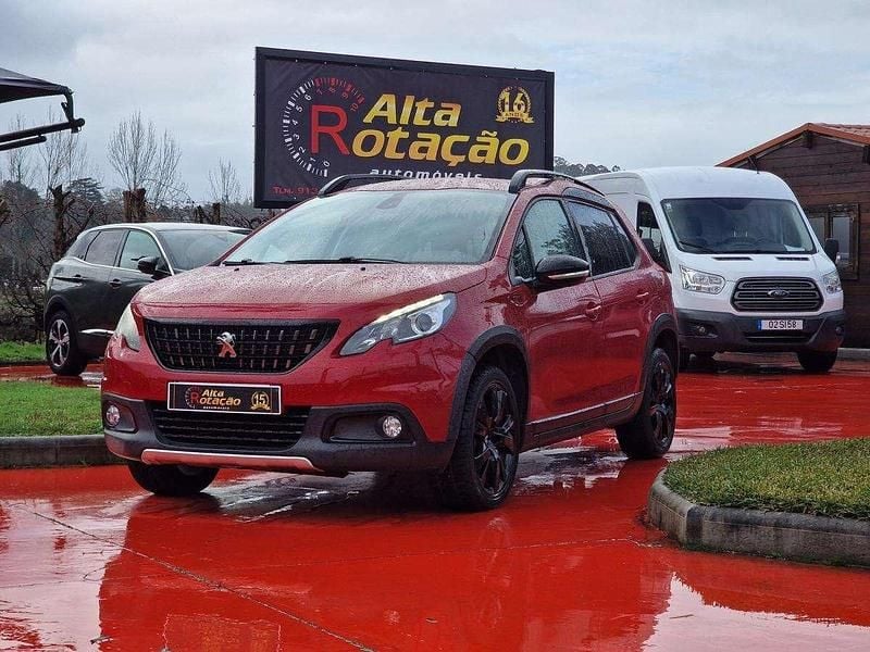Usado Peugeot 2008 110 HP (80 kW) 2018 Vermelho SUV