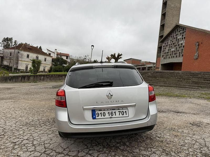 Usado Renault Laguna III 110 HP (80 kW) 2009 Carrinha