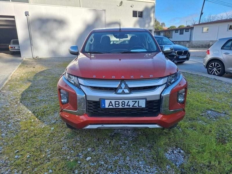 Usado Mitsubishi L200 150 HP (110 kW) 2020 Outra Pickup