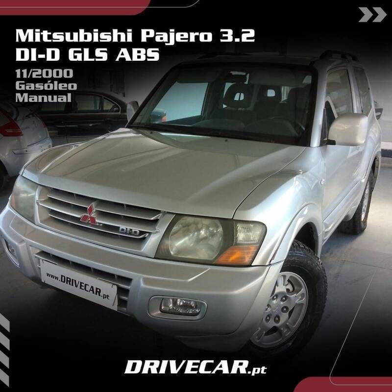 Cinzento Usado 2000 Mitsubishi Pajero SUV | € 18.480 (Preço justo) - Imagem 1/4