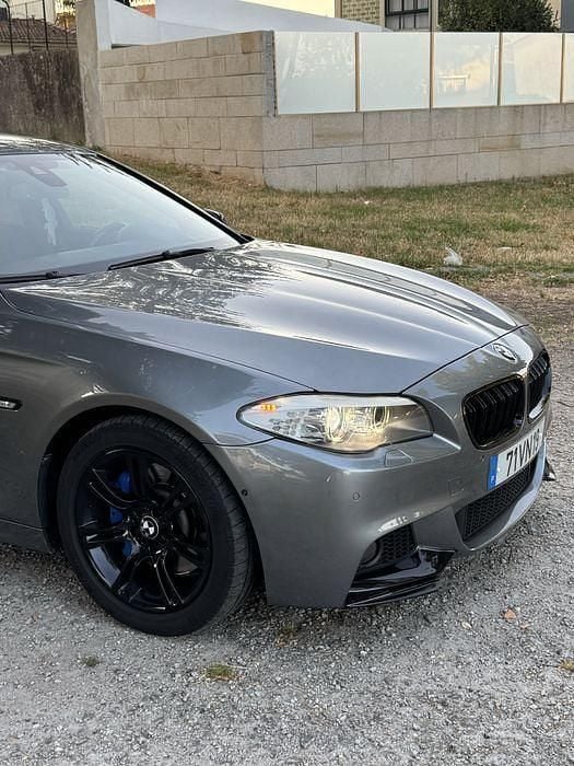 Usado 2012 BMW 530 Sedan | € 23.000 - Imagem 1/4
