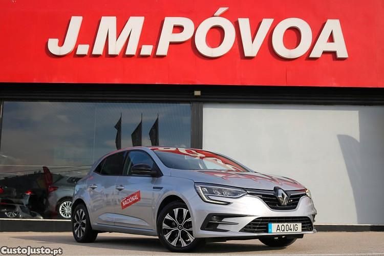 Usado Renault Mégane IV LIMITED 115 HP (84 kW) 2022 Cinza Citadino