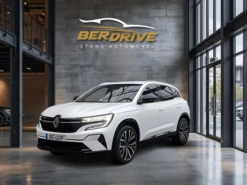 Branco Usado 2023 Renault Austral Evolution SUV | € 34.600 (Preço justo) - Imagem 1/4