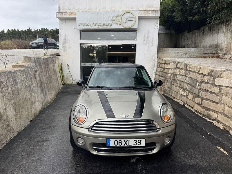 Cinza Usado 2008 Mini Cooper D Citadino | € 8.500 (Preço justo) - Imagem 1/4