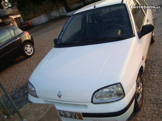 Vendido Renault Clio 1.9 D comercial . - Carros usados para venda