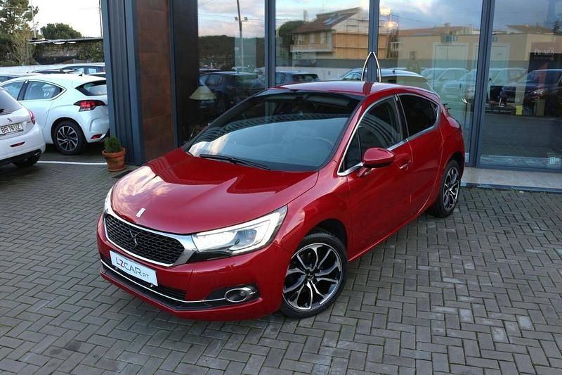 Usado DS Automobiles DS4 Sport Chic 150 HP (110 kW) 2016 Vermelho SUV