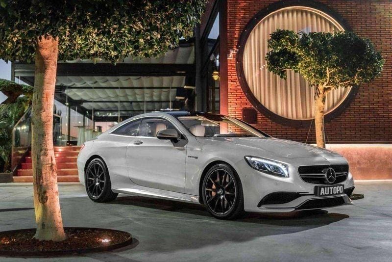 Branco Usado 2015 Mercedes S63 AMG AMG Coupé | € 119.900 - Imagem 1/4