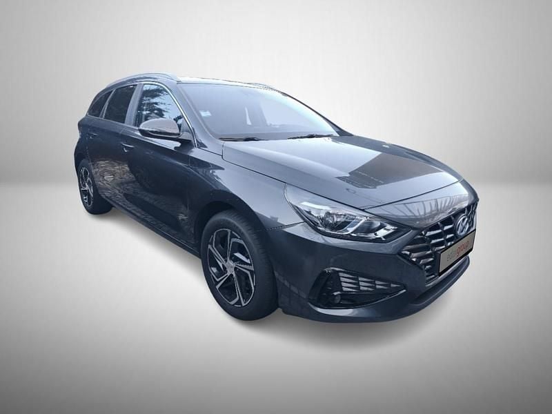 Cinza Usado 2021 Hyundai i30 Style Carrinha | € 17.490 (Preço justo) - Imagem 1/4