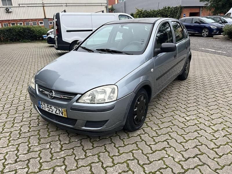 Usado 2005 Opel Corsa Sedan | € 2.600 (Preço justo) - Imagem 1/4
