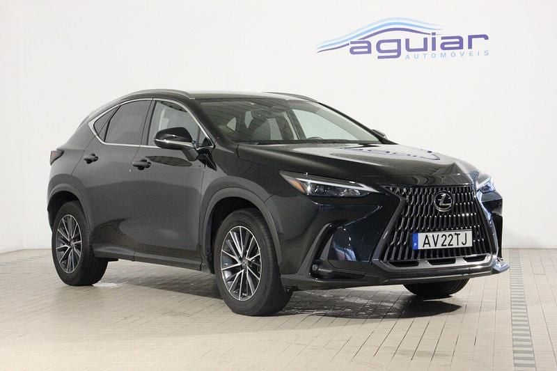 Preto Usado 2023 Lexus NX350h Executive Line SUV | € 43.900 - Imagem 1/4
